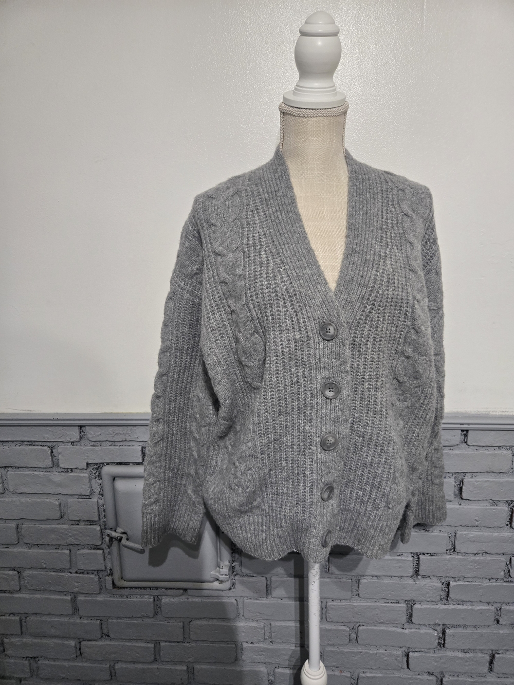 Universal Thread Gray Cable Knit Button-Up Cardigan